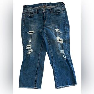 Maurices Denim Capri Size 12